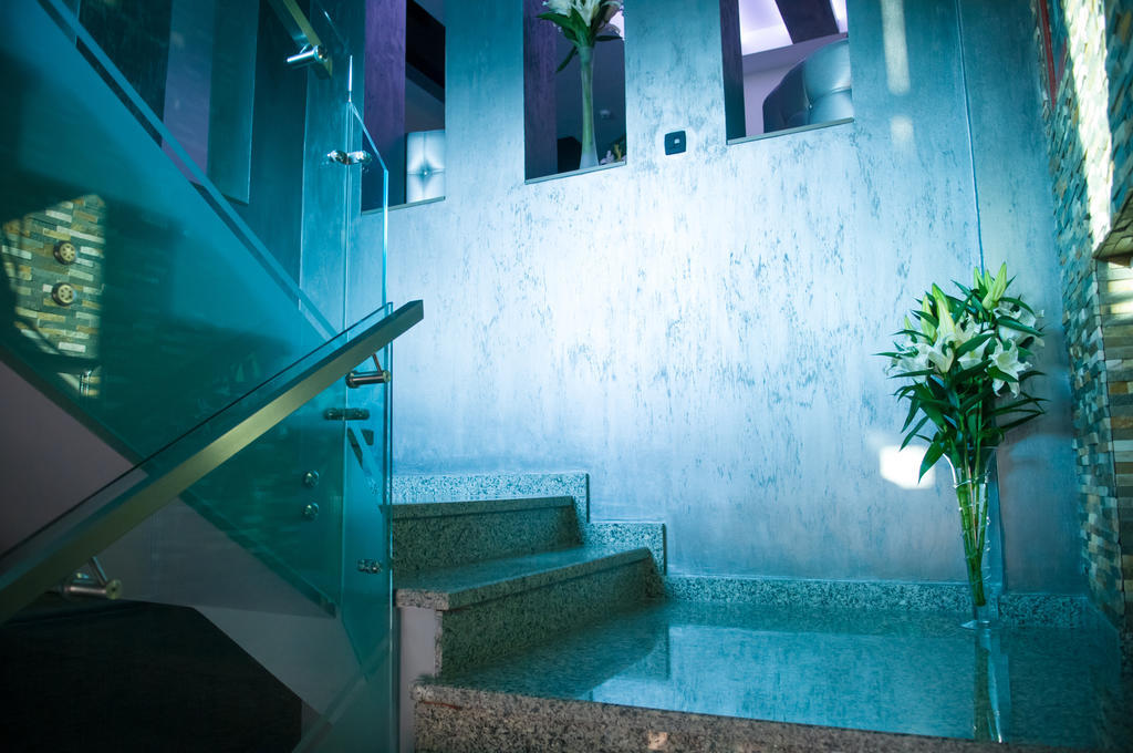 Hotel Aqua Тыргу-Жиу Экстерьер фото